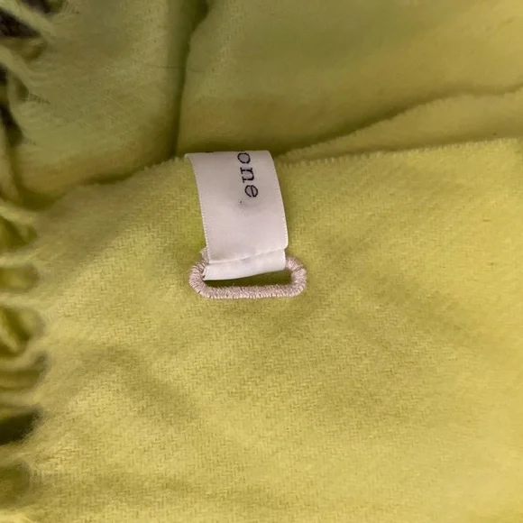 Rag and Bone Lime Oversized Plush Classic Wool Scarf w/ Fringe -74”x28” - Picture 3 of 4